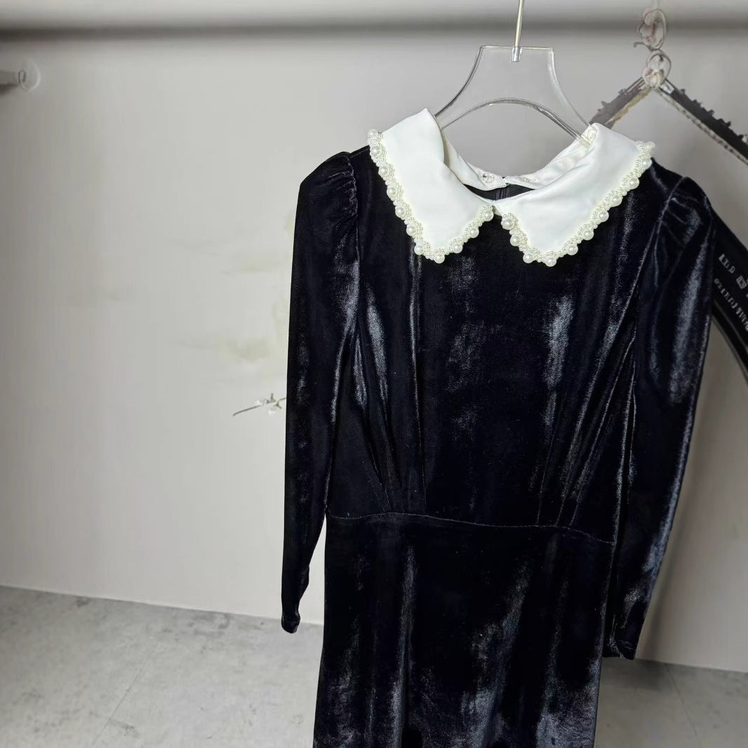 2025 skirt autumn and winter new Hepburn style small black dress velvet removable pearl doll collar dress new