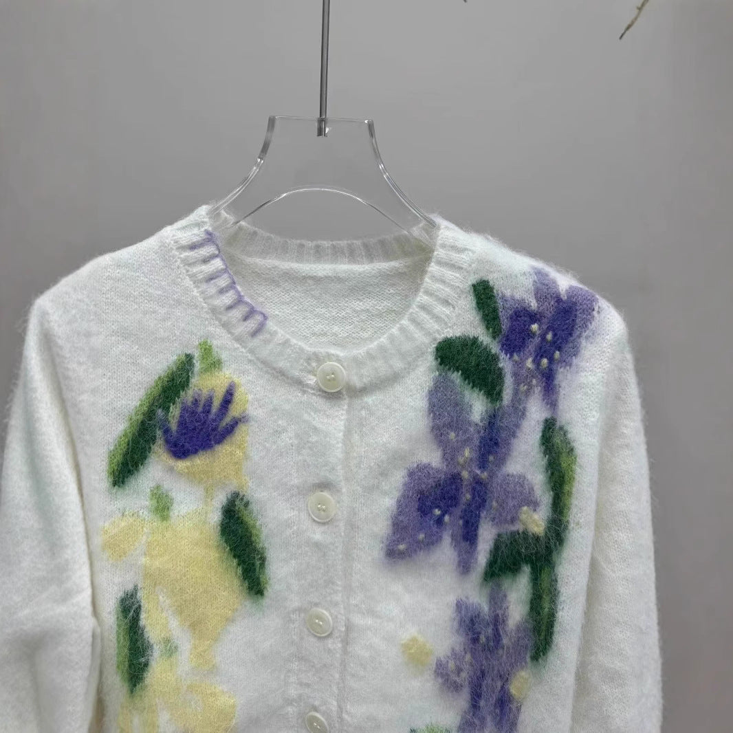 2025 knitted sweater women's 24 autumn and winter new soft waxy lazy wind flower embroidered jacquard knitted cardigan women's sweater