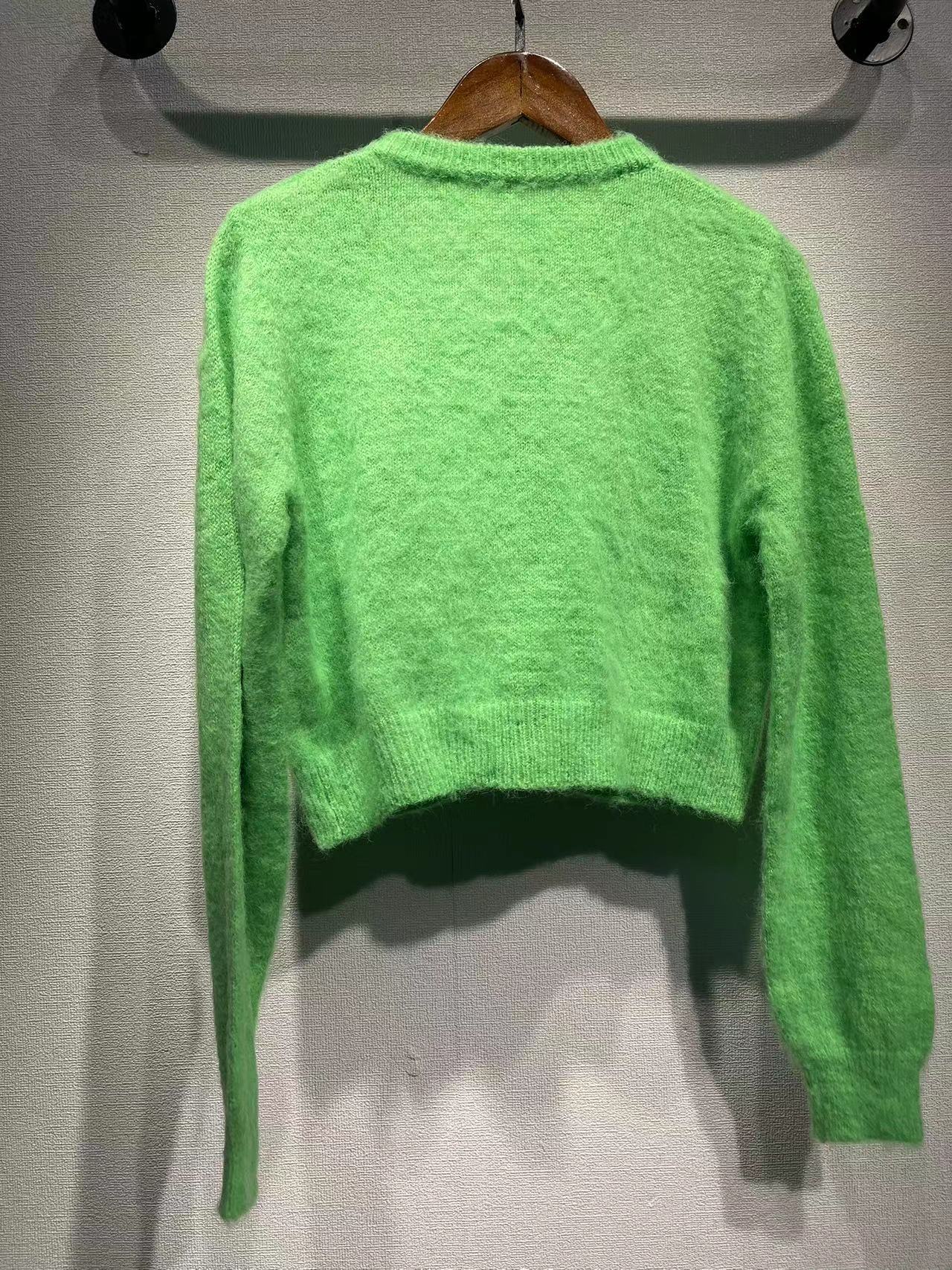 2025 Dong Jie's same knitted sweater cat round neck mohair sweater jacket short slim cardigan sweater inside and outside