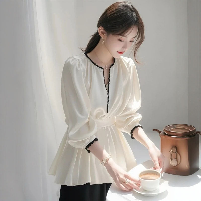2025 new spring unique super good-looking temperament top high-end sense small fragrance versatile white satin shirt women