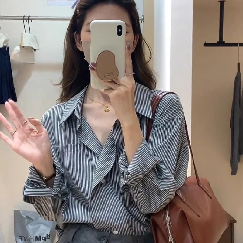 2025 spring new blue striped shirt women's niche top small Popular fashion high-end shirt women