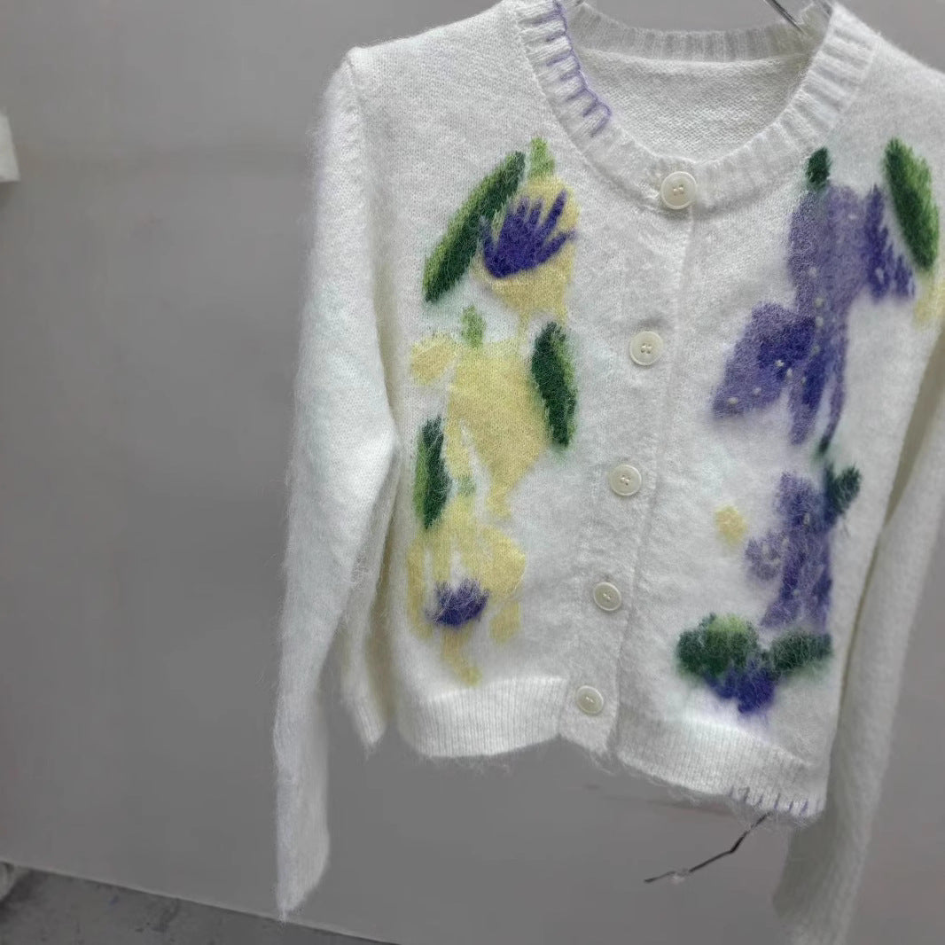 2025 knitted sweater women's 24 autumn and winter new soft waxy lazy wind flower embroidered jacquard knitted cardigan women's sweater