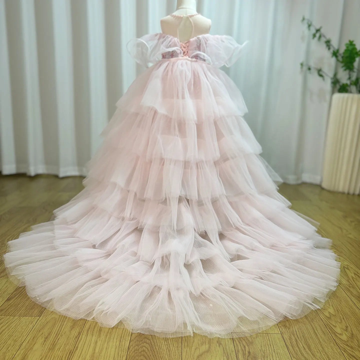 MQTIME - Sparkly Arabic Pink Girl Dress Beaded Pearls Dubai Kids Princess Birthday Wedding Party Ball Formal Gown 2024 J047