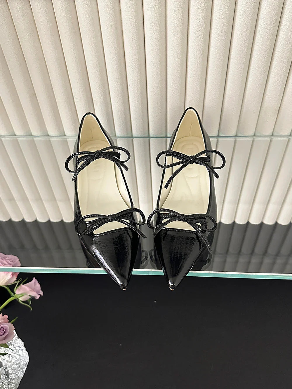 nvxiot Pointed Toe Women Loafers Fashion Bow Design Shallow Slip On Black White Red Gold 2024 New Arrivals Caual Size 35-39 Party Pumps