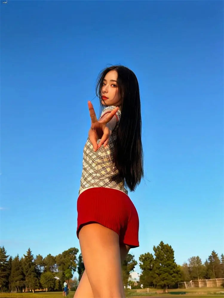 MQTIME - Spring and Autumn New Fashion Knitted Red Shorts Women Straight Barrel Spliced High Waist Wrapped Hip Spicy Girl Tight Hot Pants
