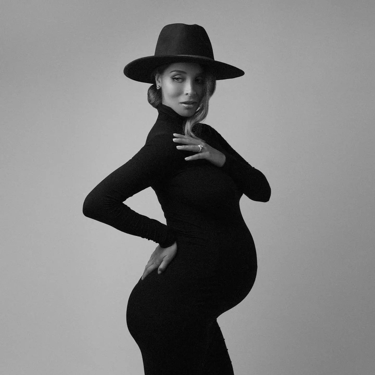 MQTIME - Maternity DressesStylish Maternity Dress for Baby Shower Elegant High Neck Long Sleeve Dress for Pregnancy Photoshoots
