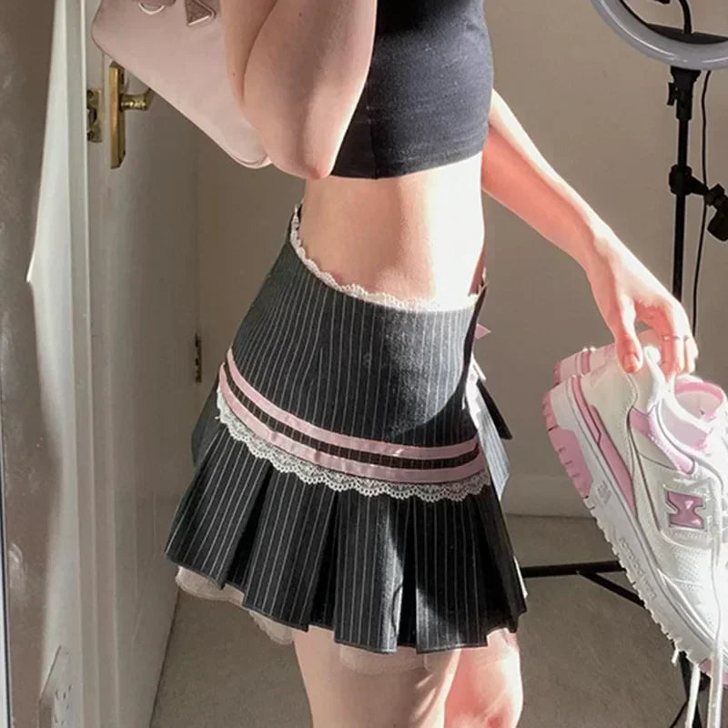 MQTIME - Vintage Black Plaid Stripe Pleated Skirt with Lace Bow Kawaii Skirts @E-girl 00s Fairycore 2000s Grunge Aesthetics Korean Cloth