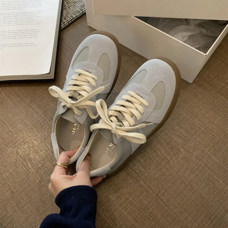 MAQIME - 2024 Students Mid-cut Running Sneakers Female Vulcanized Athletic Suede Skate Shoes Comfortable Walking Feewear for Teenagers