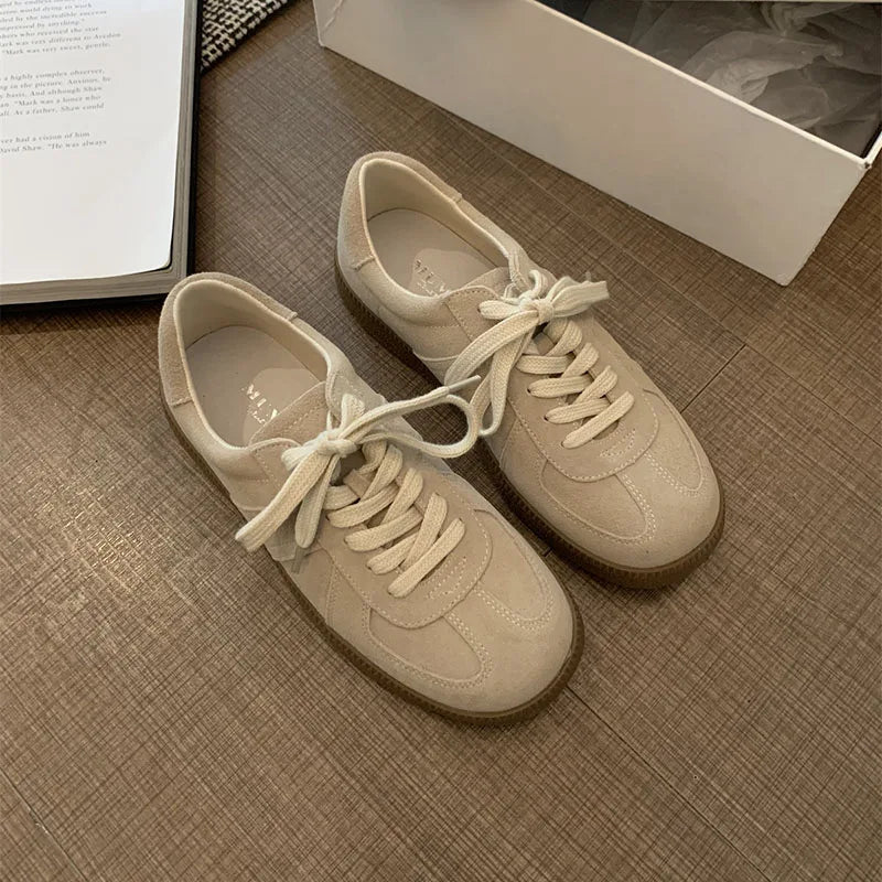 MAQIME - 2024 Students Mid-cut Running Sneakers Female Vulcanized Athletic Suede Skate Shoes Comfortable Walking Feewear for Teenagers