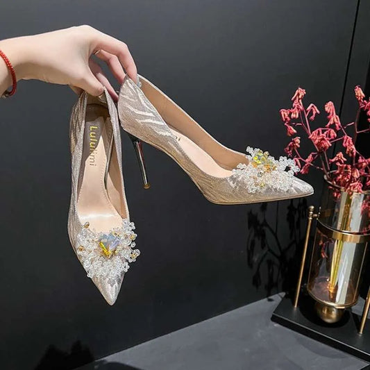 New Bride Thin Heel Pointy Shallow Mouth Crystal Sparkly Wedding Shoes Korean Bridesmaid High Heels Fashion Pumps Kq8