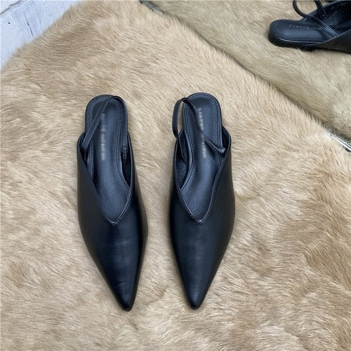 New Pointed Toe Flat Shoes Spring 2021 Closed Toe Strap Flat Heel Women's Sandals