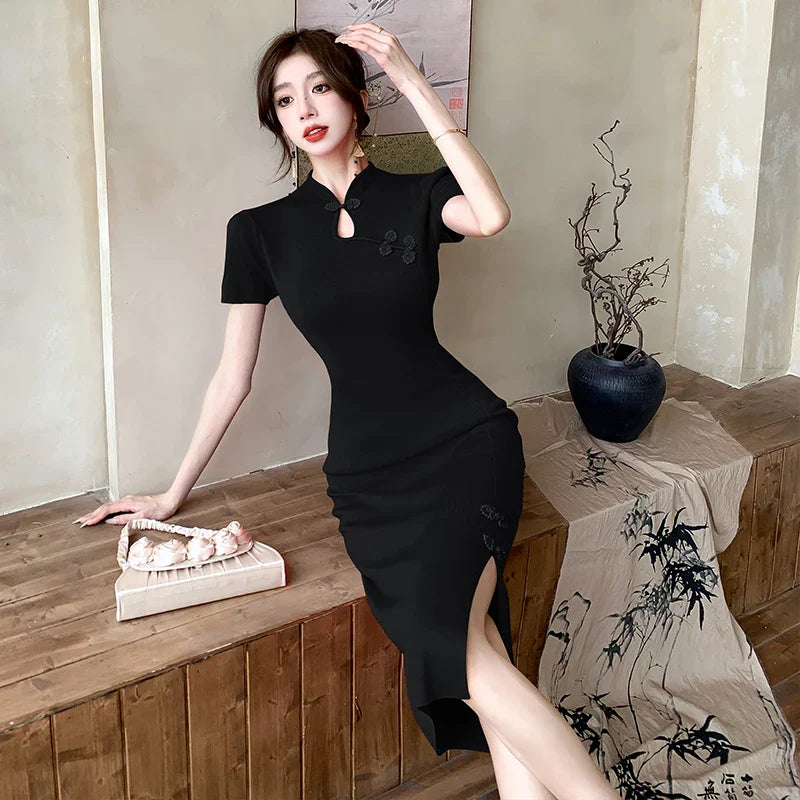 nvxiot  -  2024 Summer New Chinese Button Short sleeved Knitted Dress for Women's Vintage Elegant Temperament Slim Fit Mid length Dress