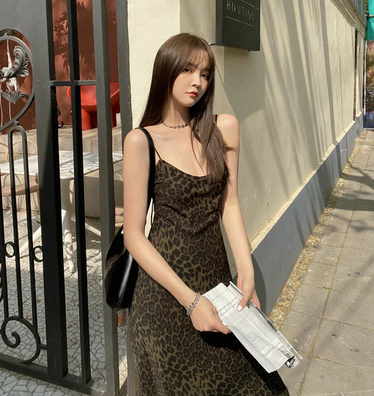 nvxiot  -  2024 Summer New V-Neck Sexy Leopard Pattern Suspender Strap Women's Off Shoulder Slim Fit French Long Dress Bottom Dress