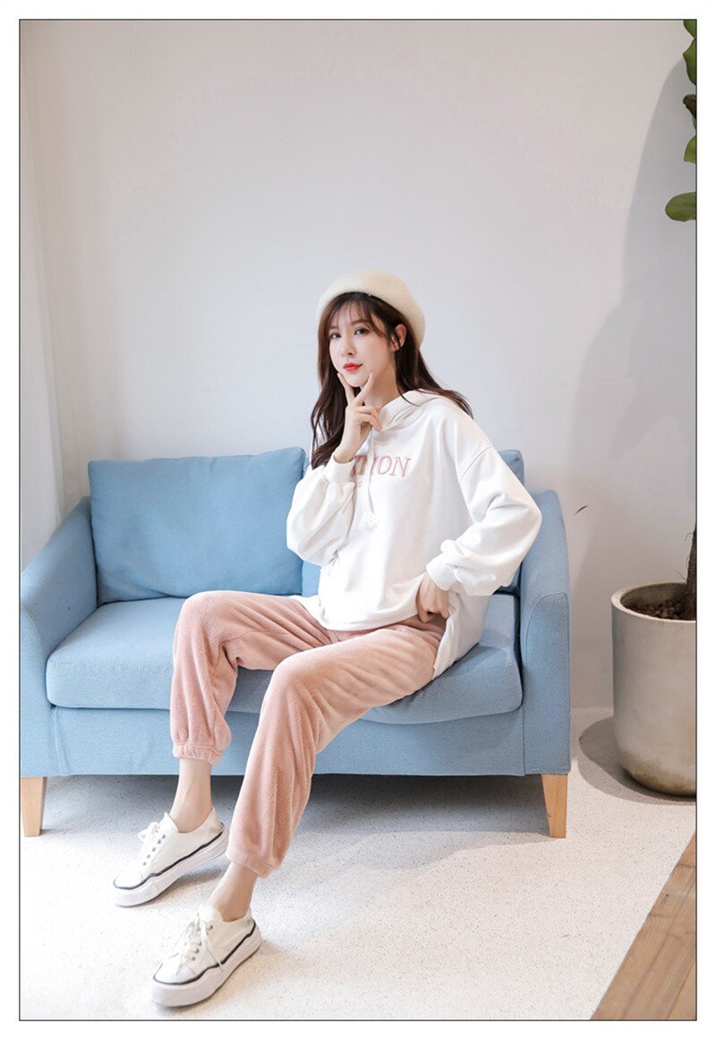 Winter Warm Maternity Pants Flannel Pregnancy Leggings Solid Color Pants Elastic Pregnant Women Trousers Pregnancy Clothes