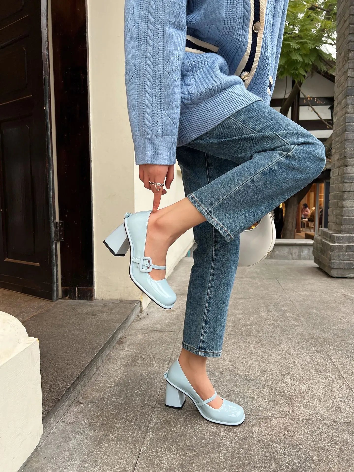 nvxiot Korean version careful machine bowknot single shoes square toe Mary Jane shoes new spring shallow patent leather high heels