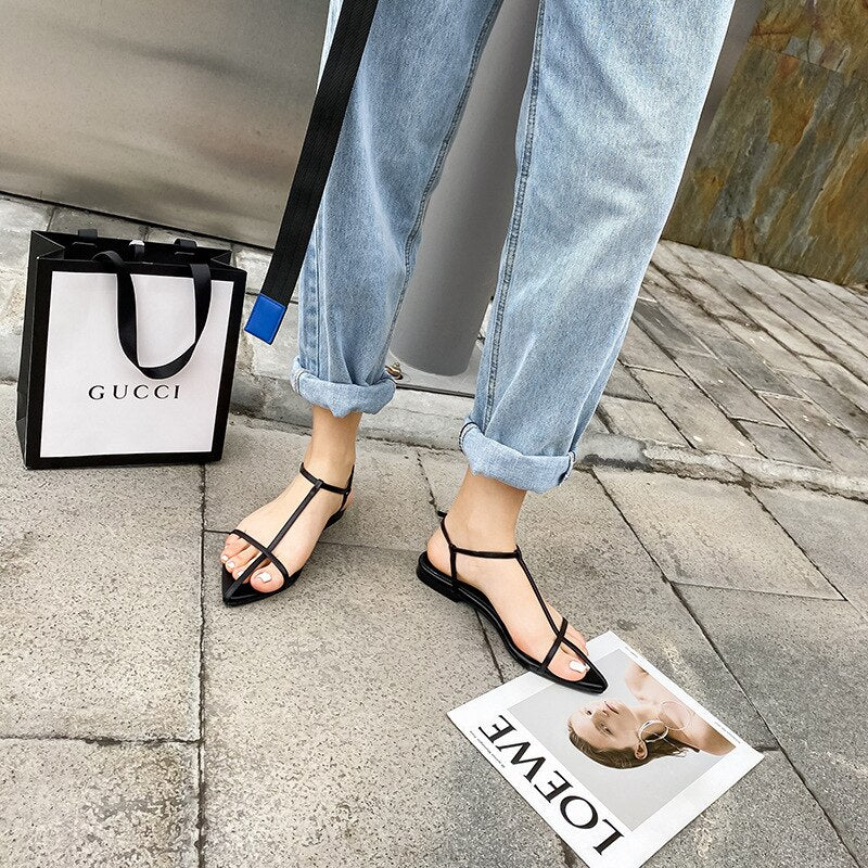 2020 Summer New Minimalist Design Fashion All-match Flat Sandals European and American Model Style Women's Shoes