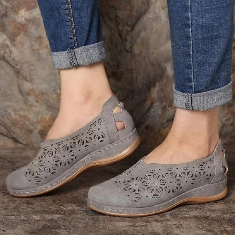 Women Sandals 2022 Vintage Casual Ladies Flats Shoes Sandals Women Summer Hollow Out Breathable Wedges Shoes Slip On Female Shoe 515-1